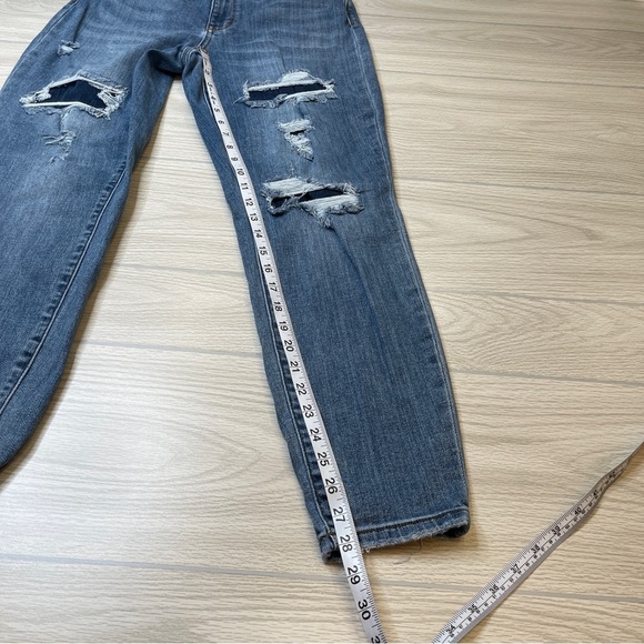 Judy Blue JB82525MD Relaxed Fit Distressed Patch Stretch Jeans Womens Size 11/30 - Picture 14 of 15